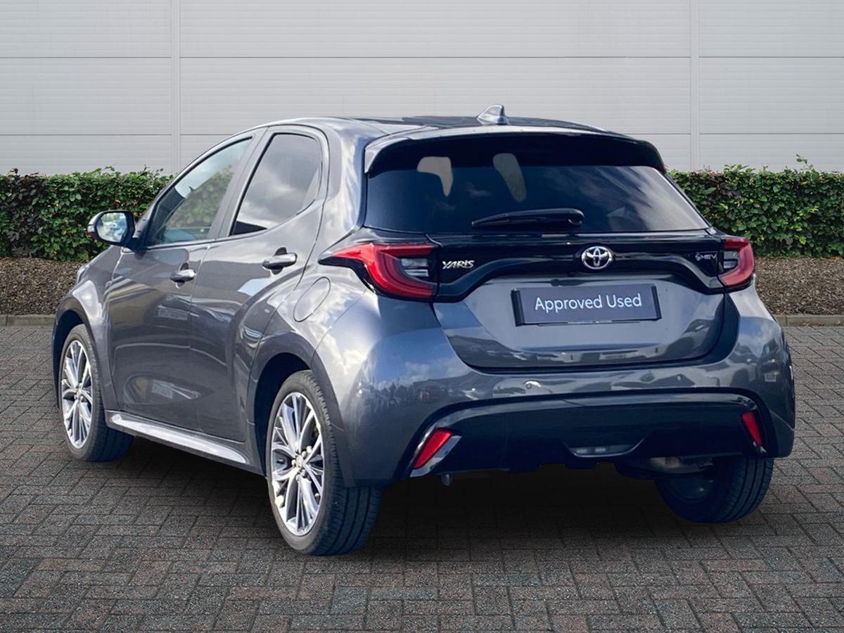 Used Toyota Yaris 2024 for sale - 78021697: Photo 2