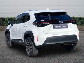 Used Toyota Yaris 2022 for sale - 77840859: Photo