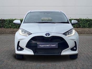 Used Toyota Yaris 2024 for sale - 79782014: Photo