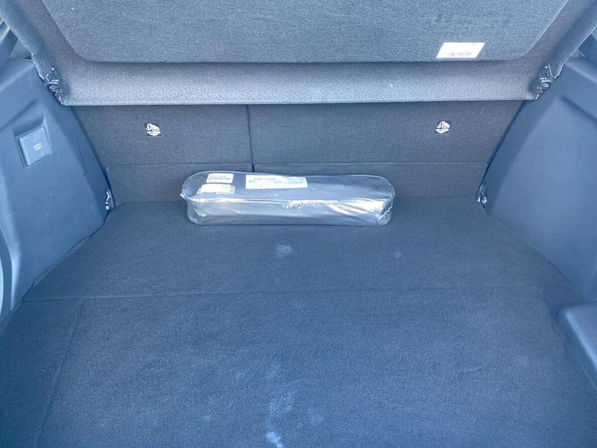 Used Toyota C-HR 2024 for sale - 77177120: Photo 10