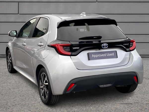 Used Toyota Yaris 2023 for sale - 76111430: Photo 4
