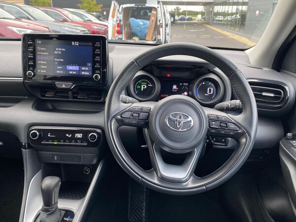 Used Toyota Yaris 2023 for sale - 76111430: Photo 6