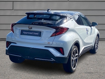 Used Toyota C-HR 2021 for sale - 76017673: Photo