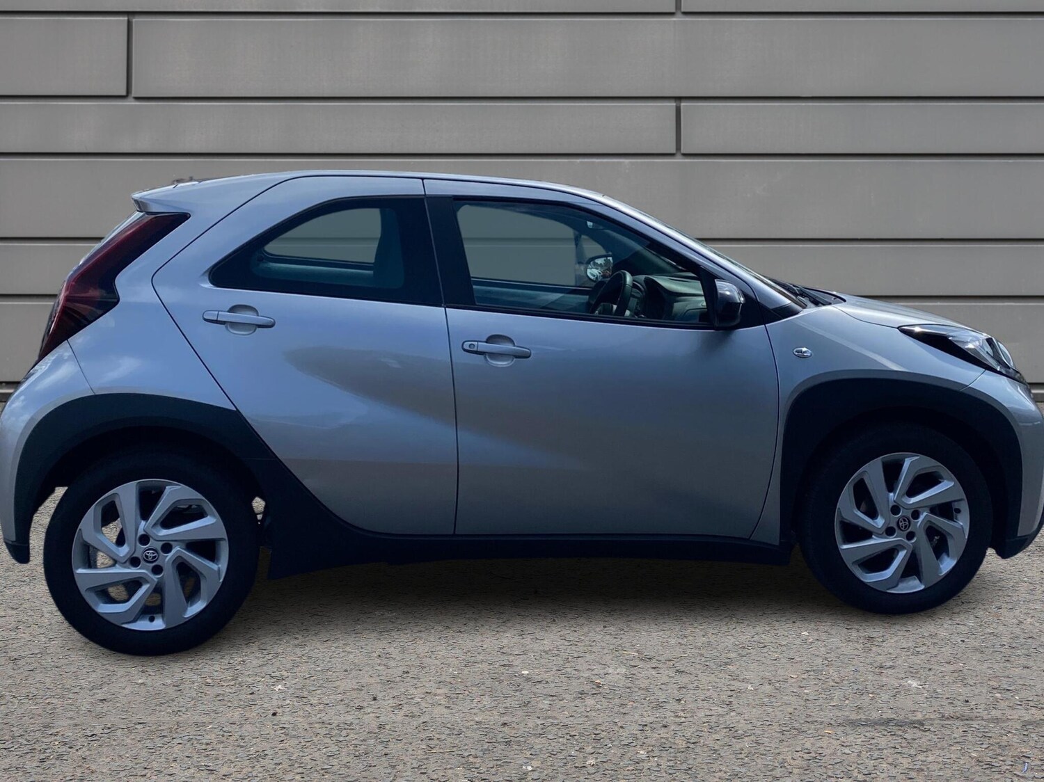 Used Toyota Aygo X 2023 for sale - 76110949: Photo 16