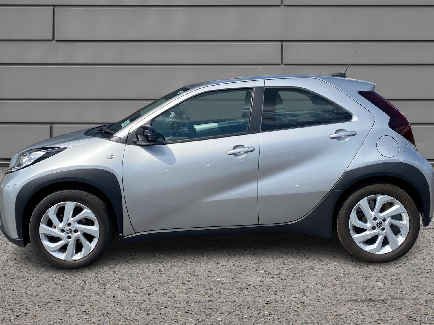 Used Toyota Aygo X 2023 for sale - 76110949: Photo 17