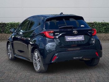 Used Toyota Yaris 2024 for sale - 78363762: Photo