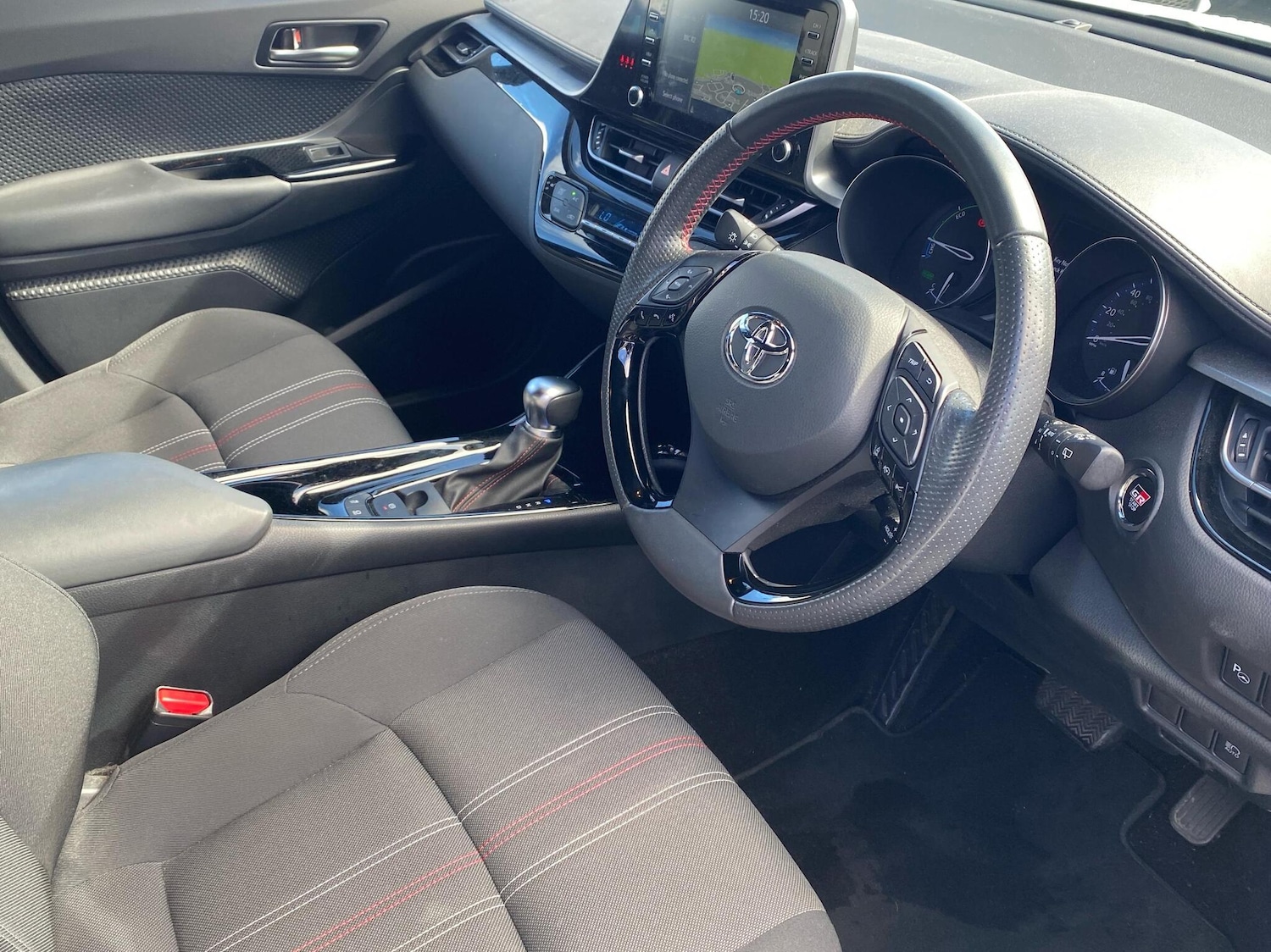 Used Toyota C-HR 2021 for sale - 76110921: Photo 11