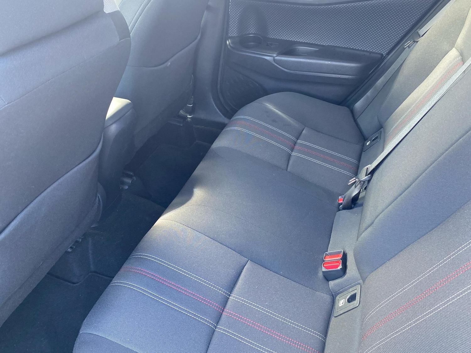Used Toyota C-HR 2021 for sale - 76110921: Photo 12