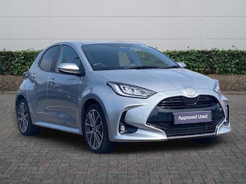Used Toyota Yaris 2025 for sale - 79077279: Photo
