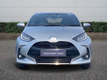 Used Toyota Yaris 2025 for sale - 79077279: Photo