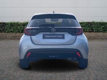 Used Toyota Yaris 2025 for sale - 79077279: Photo