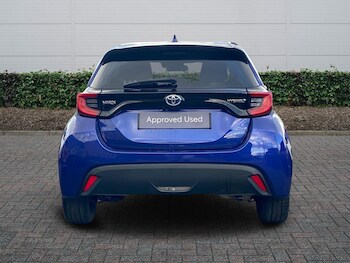 Used Toyota Yaris 2021 for sale - 77307054: Photo