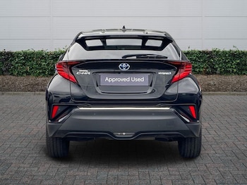 Used Toyota C-HR 2021 for sale - 77307081: Photo