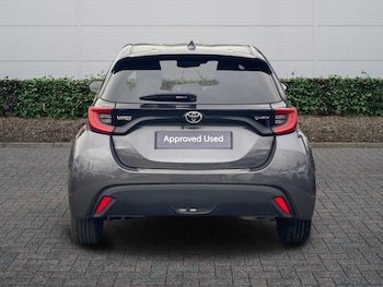 Used Toyota Yaris 2024 for sale - 77307127: Photo