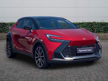 Used Toyota C-HR 2024 for sale - 78990119: Photo