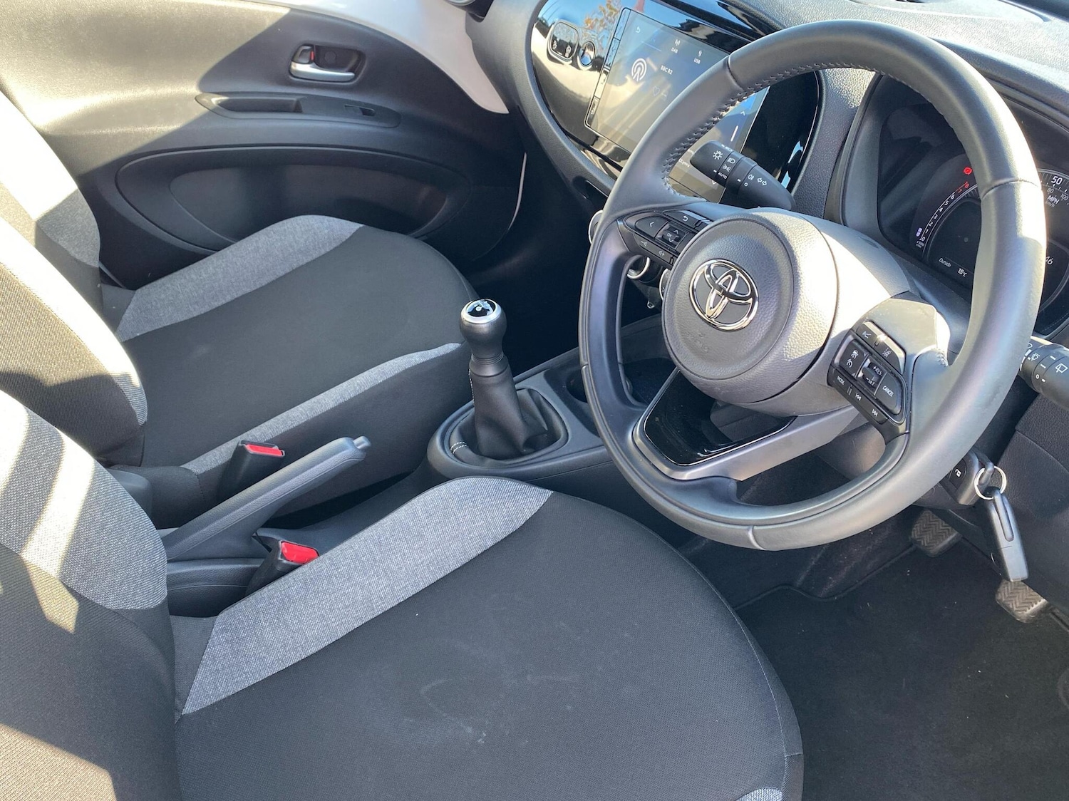 Used Toyota Aygo X 2024 for sale - 76730652: Photo 11