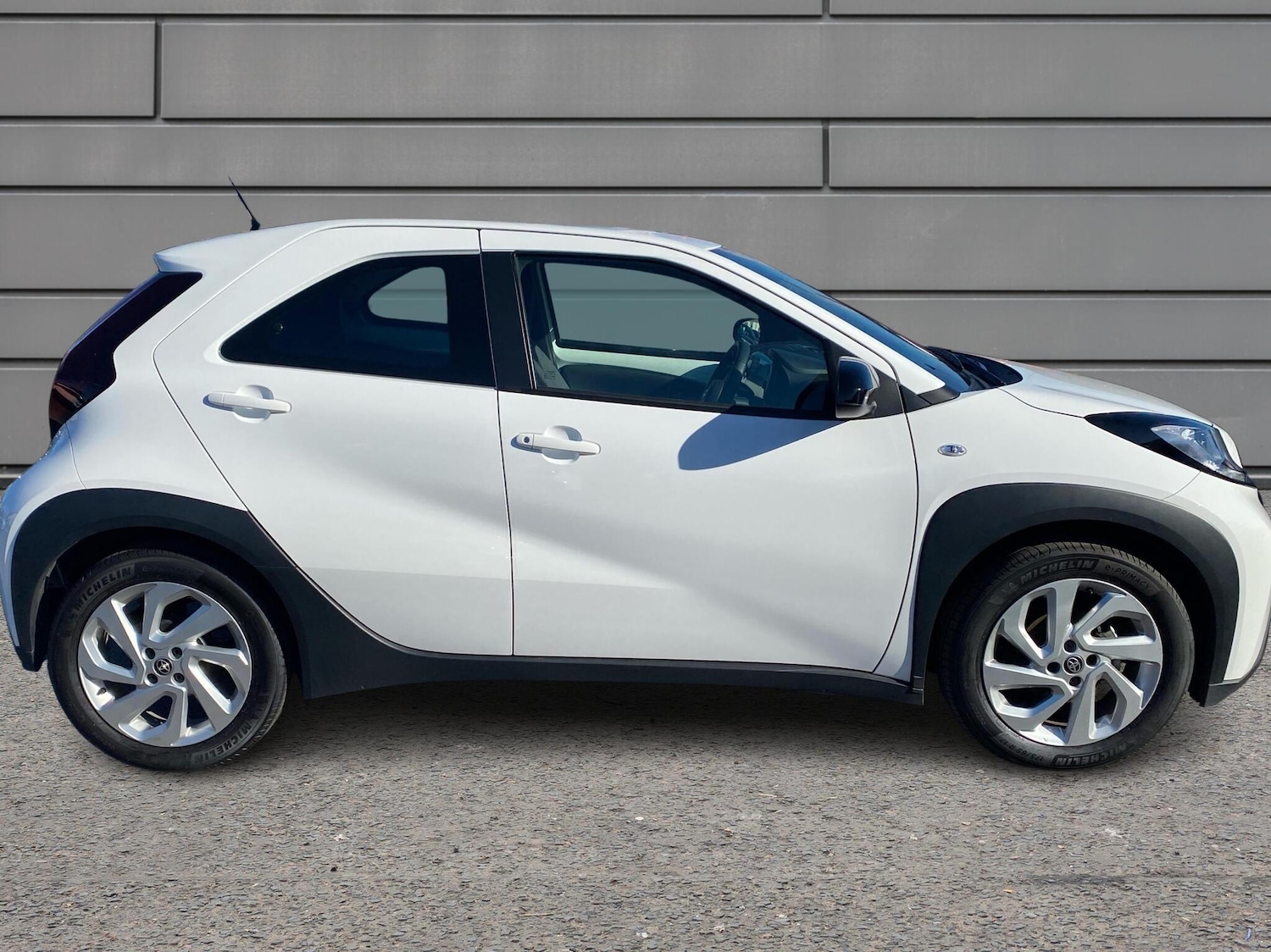 Used Toyota Aygo X 2024 for sale - 76730652: Photo 16