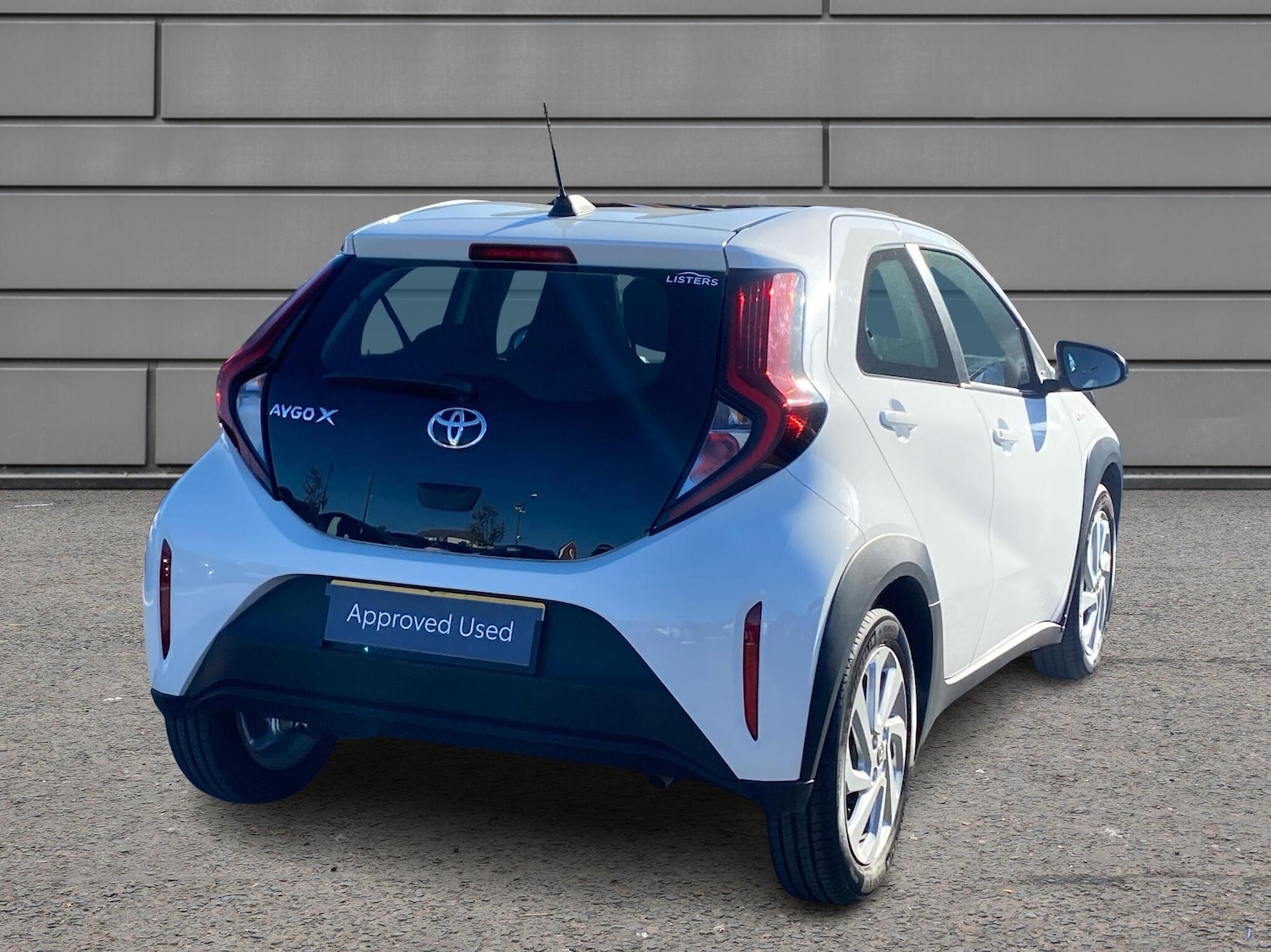 Used Toyota Aygo X 2024 for sale - 76730652: Photo 2