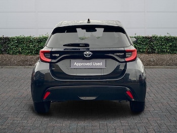 Used Toyota Yaris 2022 for sale - 76730779: Photo