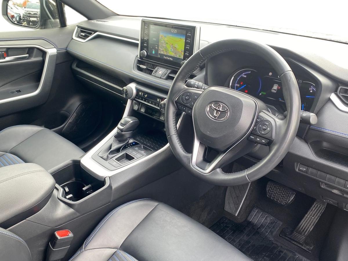 Used Toyota RAV4 2022 for sale - 77177030: Photo 12