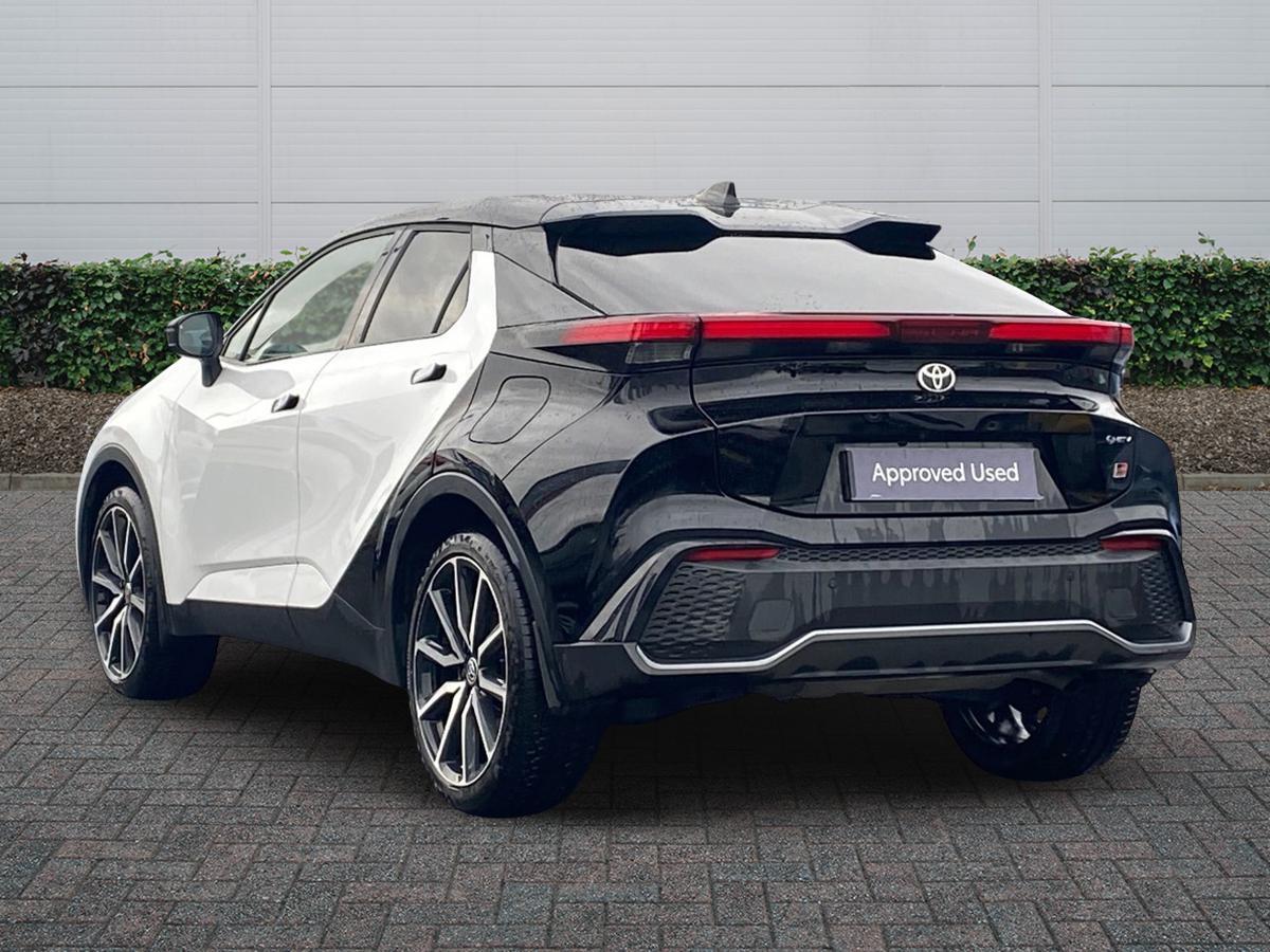 Used Toyota C-HR 2025 for sale - 77268862: Photo 2