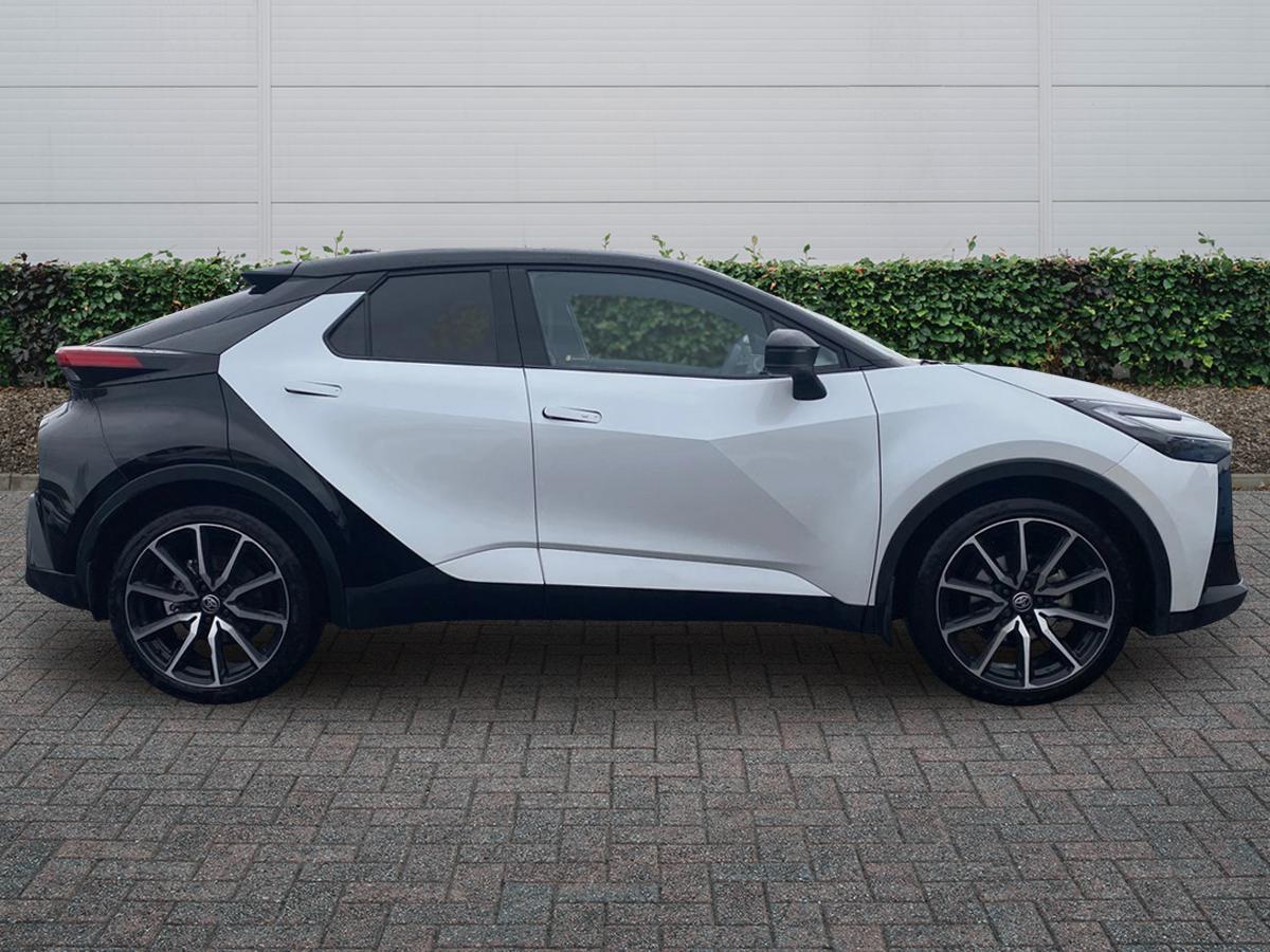 Used Toyota C-HR 2025 for sale - 77268862: Photo 5