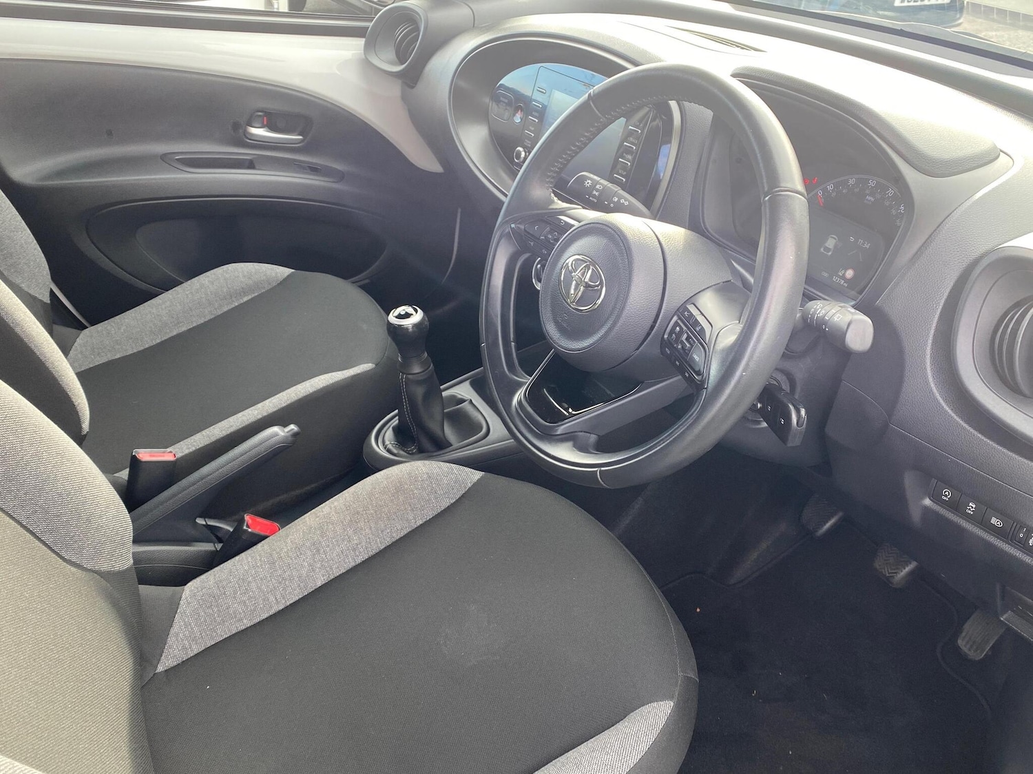 Used Toyota Aygo X 2022 for sale - 76338471: Photo 11