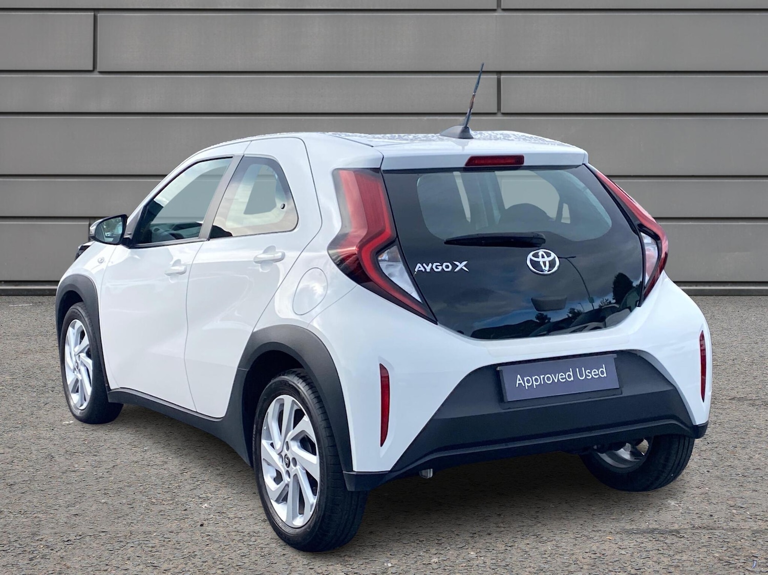 Used Toyota Aygo X 2022 for sale - 76338471: Photo 4