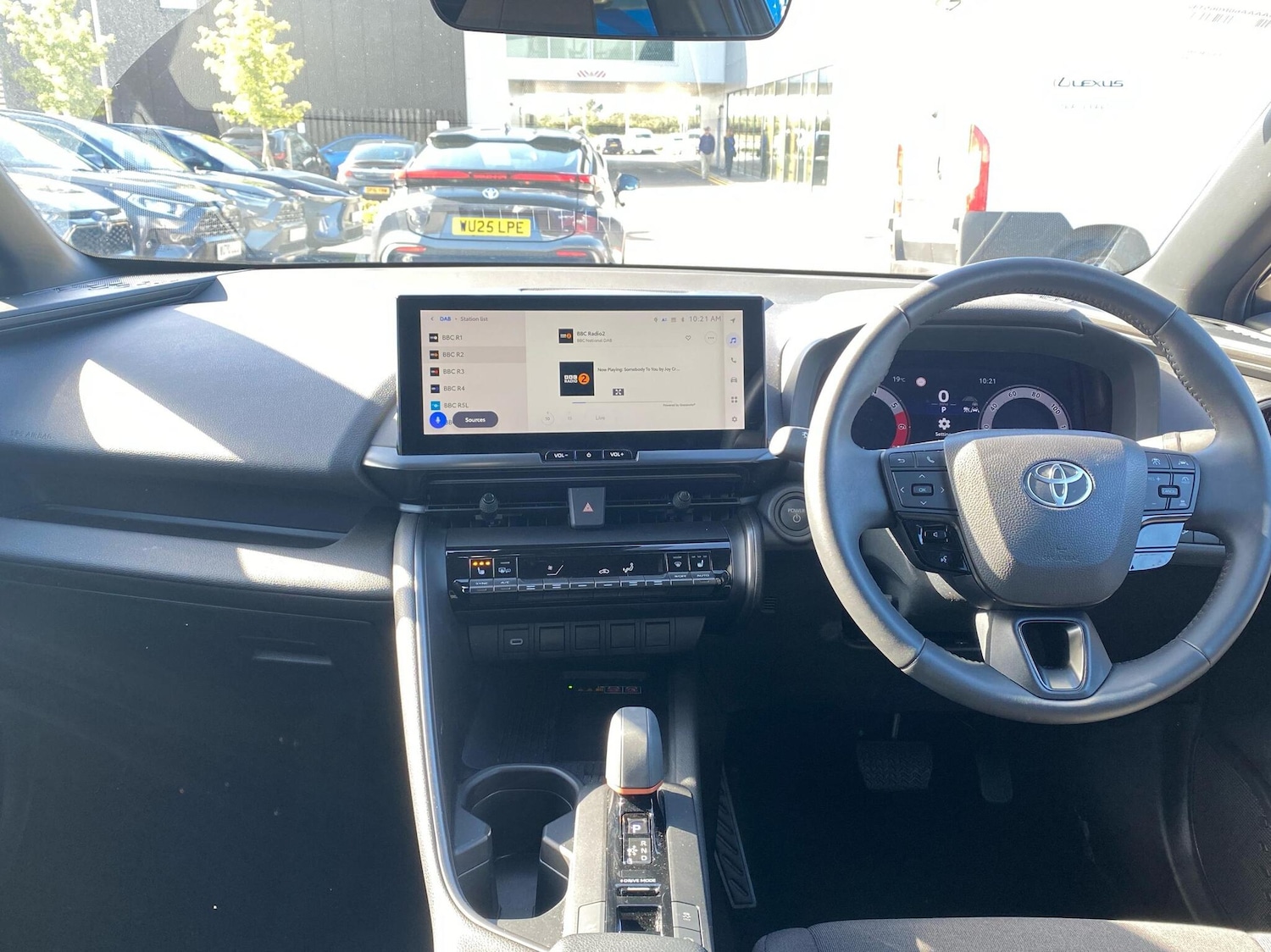 Used Toyota C-HR 2024 for sale - 76111286: Photo 5