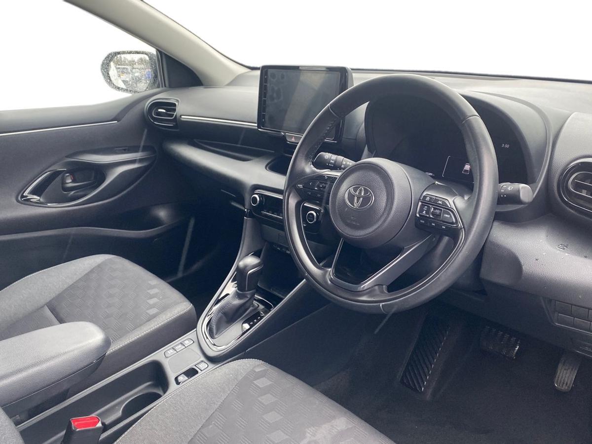 Used Toyota Yaris 2024 for sale - 77307078: Photo 12