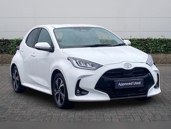 Used Toyota Yaris 2024 for sale - 77307078: Photo