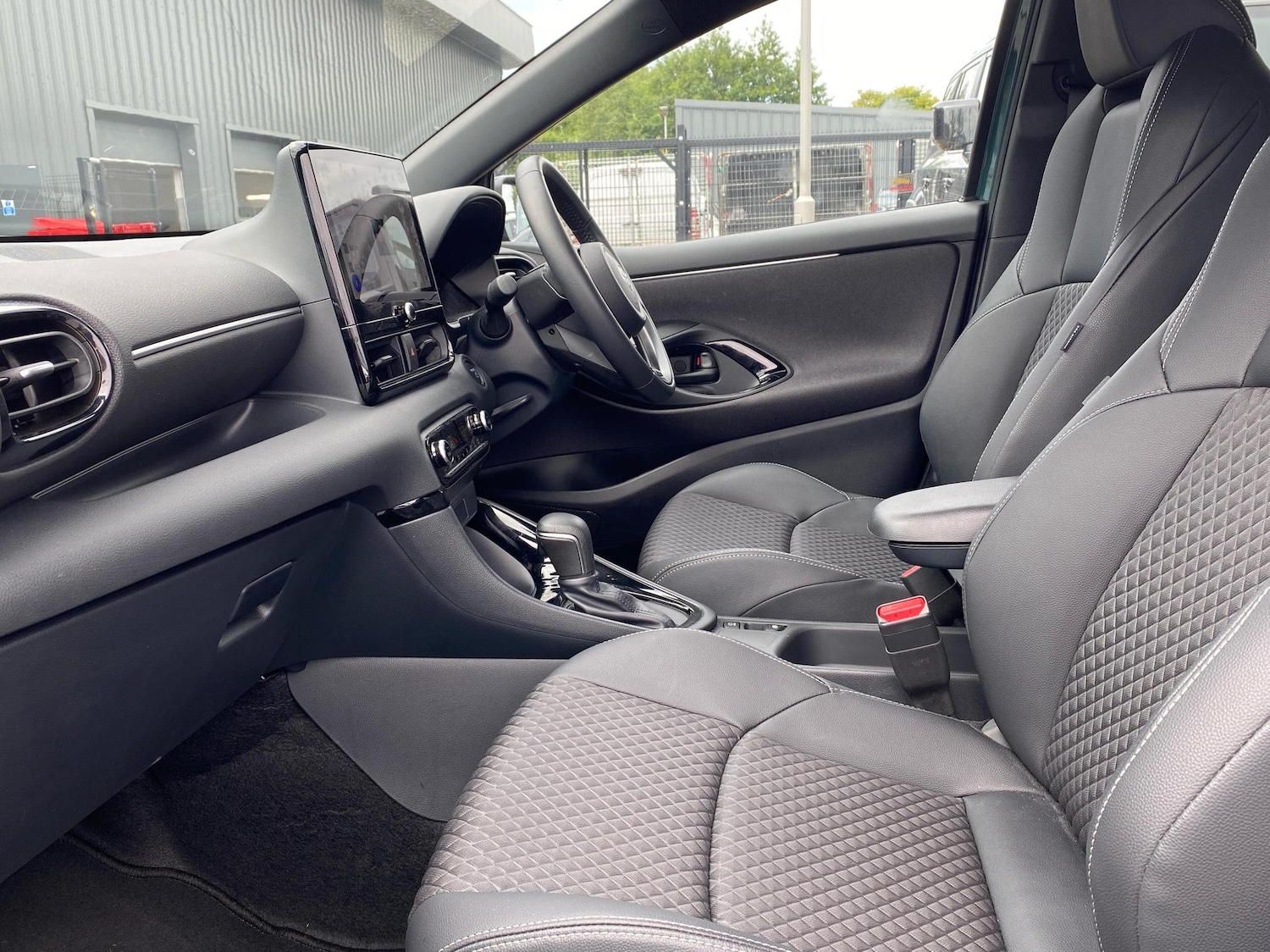 Used Toyota Yaris 2025 for sale - 76730671: Photo 10