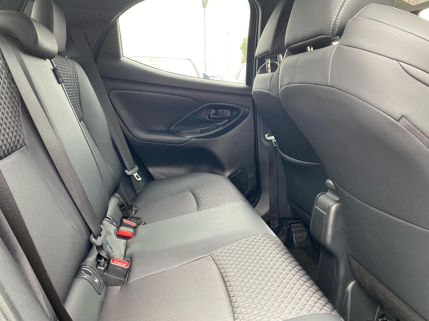 Used Toyota Yaris 2025 for sale - 76730671: Photo 13