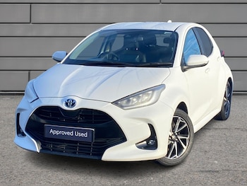 Used Toyota Yaris 2022 for sale - 76338422: Photo