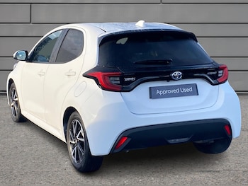Used Toyota Yaris 2022 for sale - 76338422: Photo