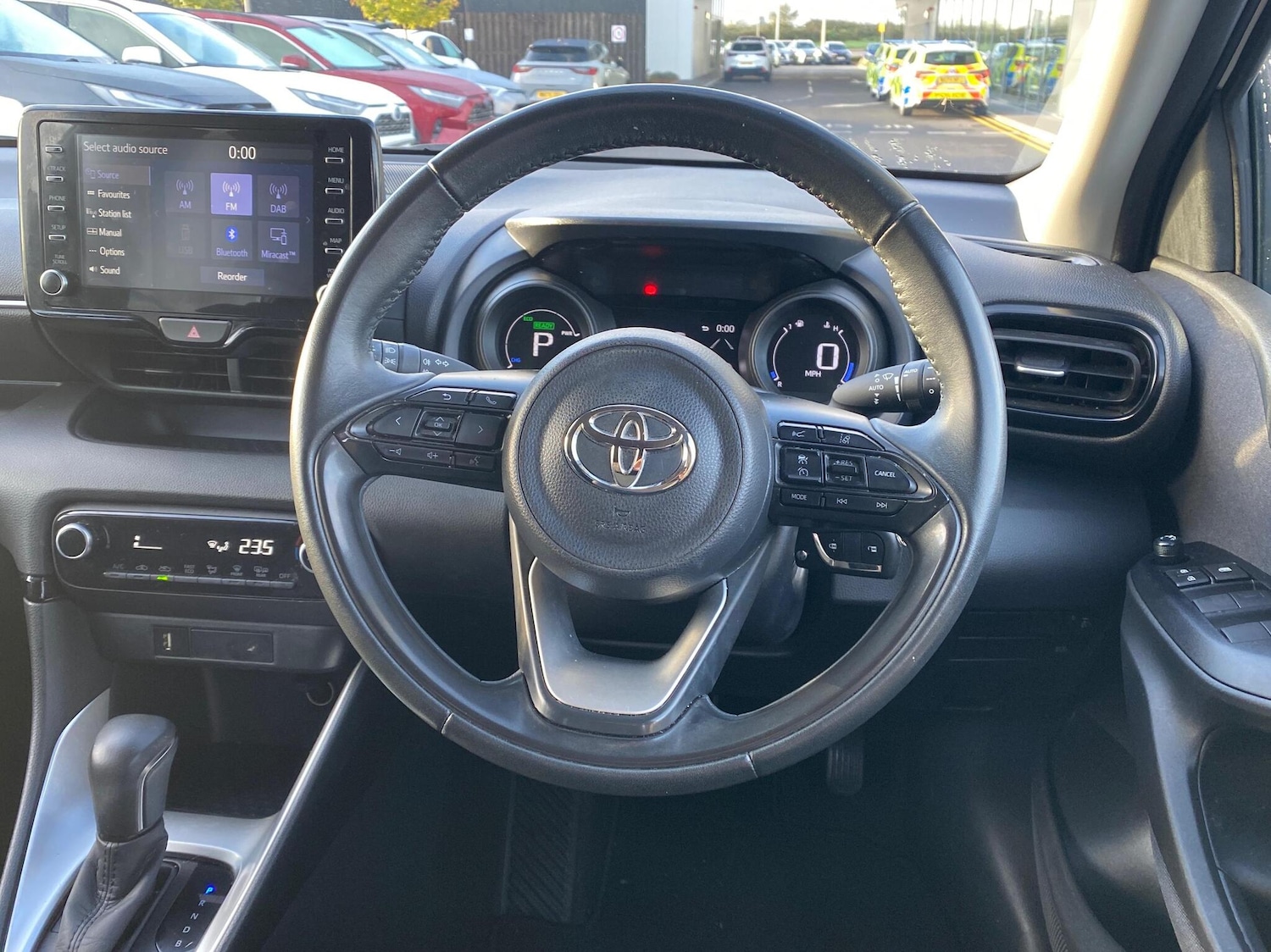 Used Toyota Yaris 2022 for sale - 76338422: Photo 6