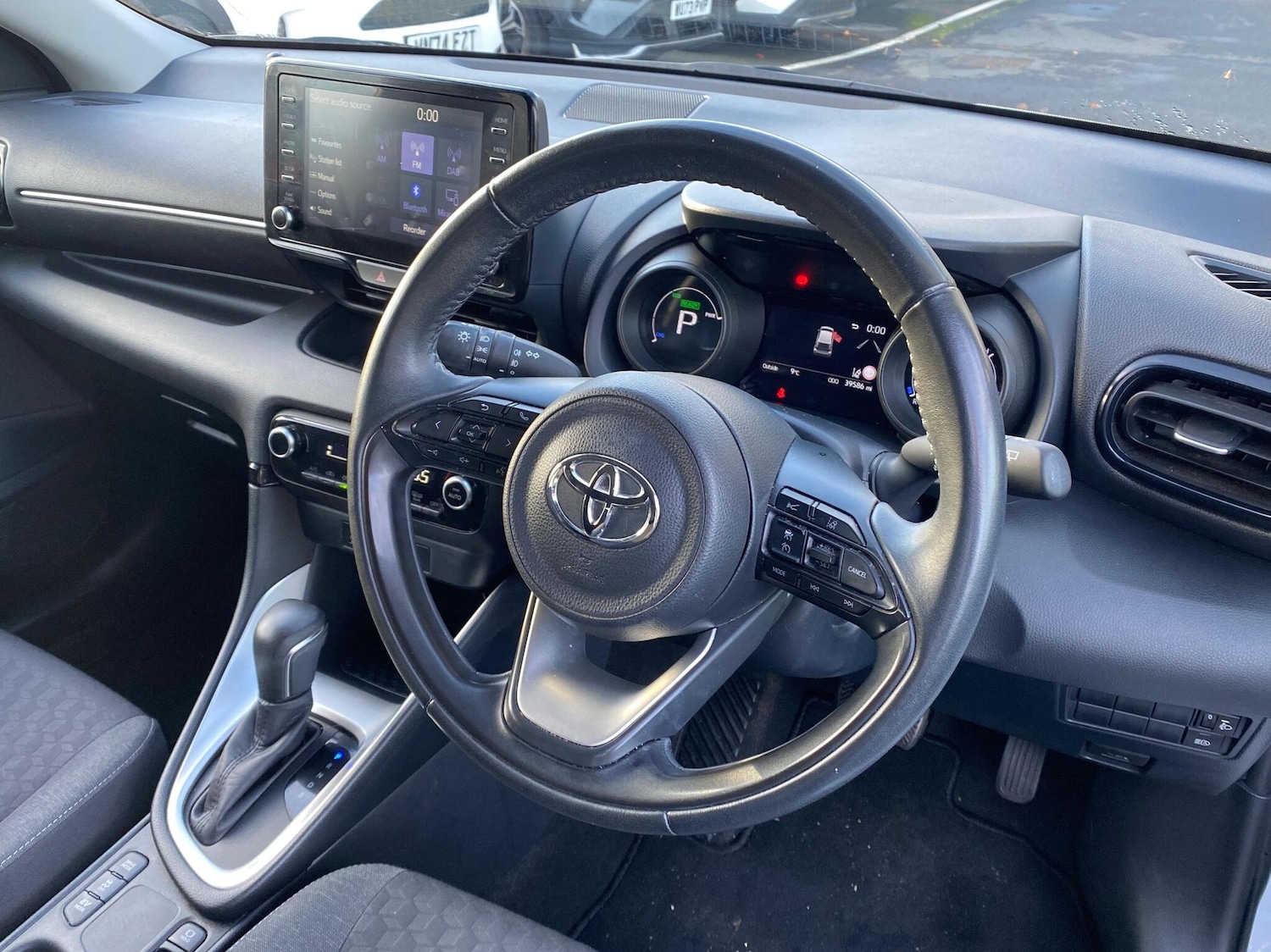 Used Toyota Yaris 2022 for sale - 76338422: Photo 8