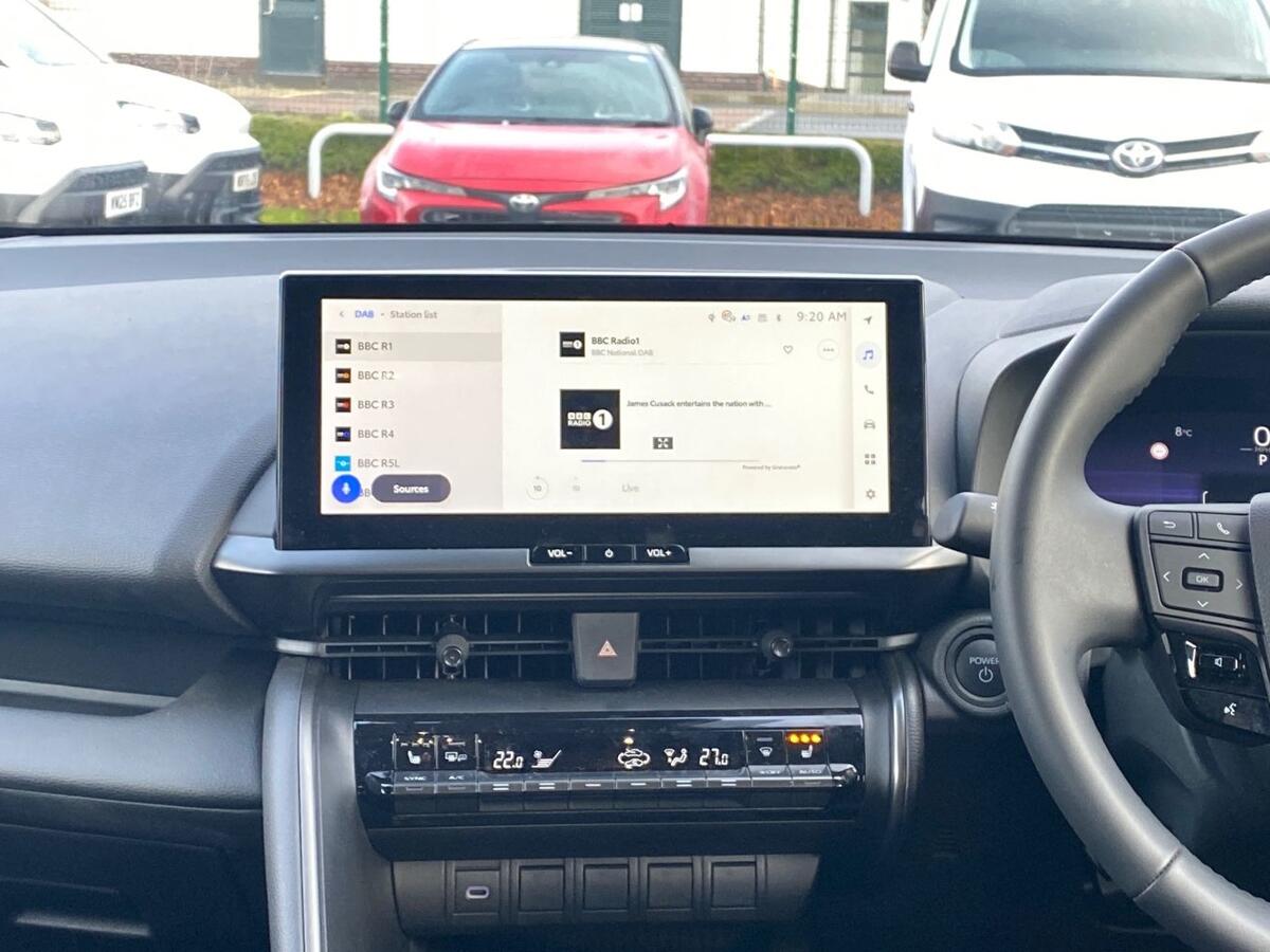 Used Toyota C-HR 2025 for sale - 77268823: Photo 11