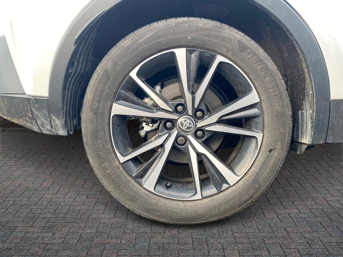 Used Toyota C-HR 2025 for sale - 77268823: Photo 6