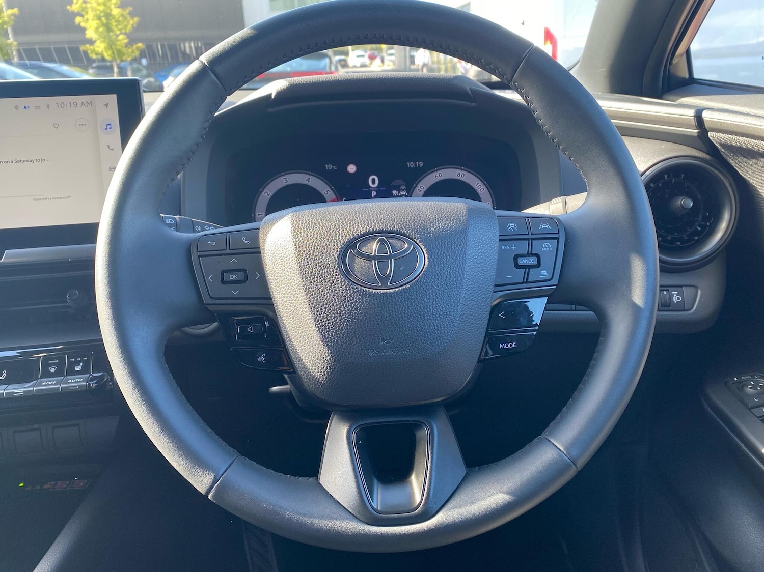 Used Toyota C-HR 2024 for sale - 76327782: Photo 8