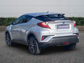 Used Toyota C-HR 2017 for sale - 77884811: Photo