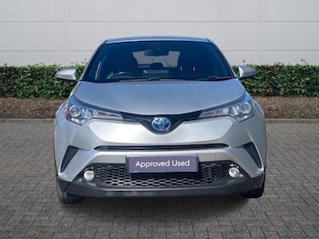 Used Toyota C-HR 2017 for sale - 77884811: Photo