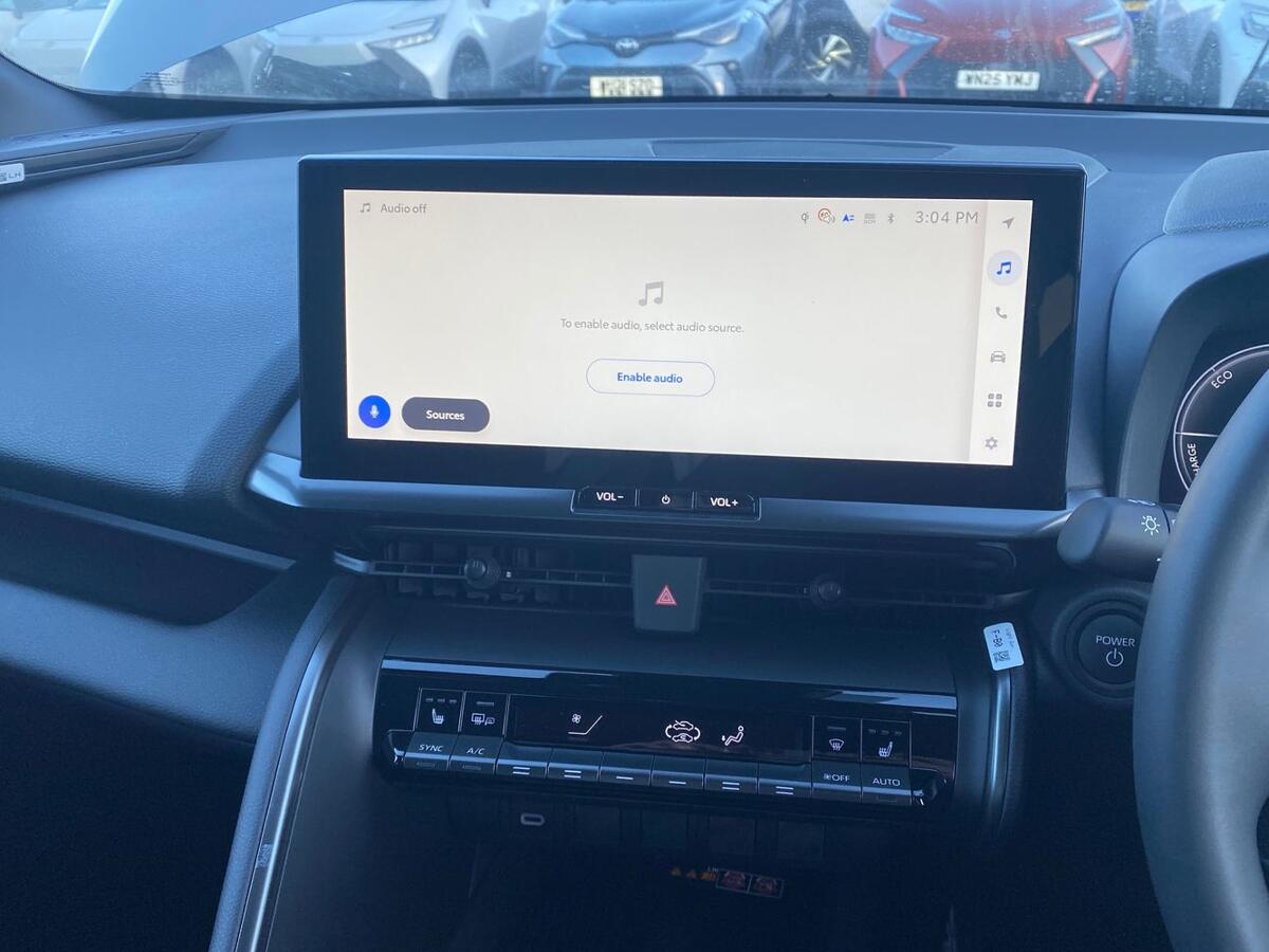 Used Toyota C-HR 2025 for sale - 77013419: Photo 11