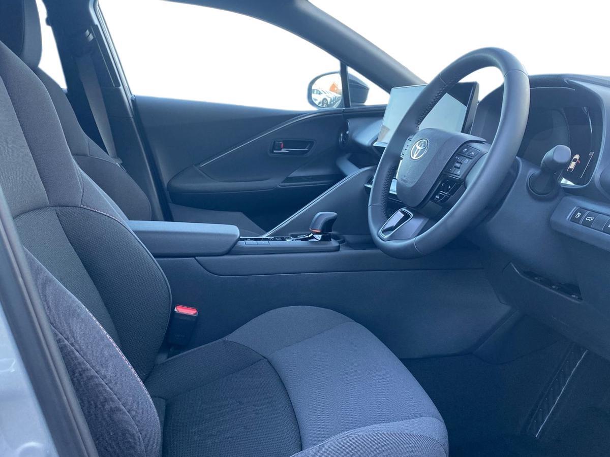 Used Toyota C-HR 2025 for sale - 77013419: Photo 12