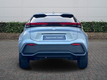 Used Toyota C-HR 2025 for sale - 77013419: Photo