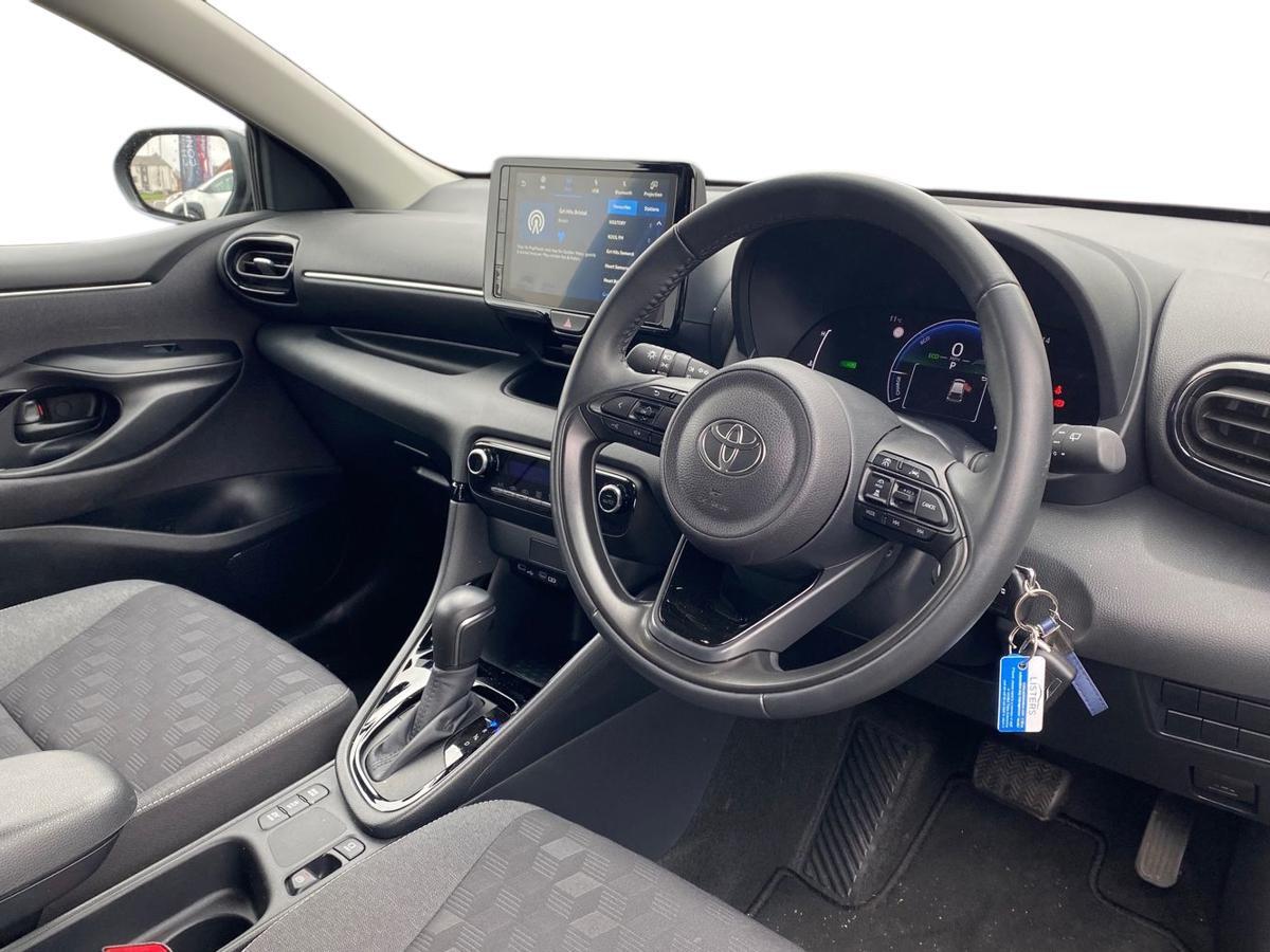 Used Toyota Yaris 2024 for sale - 77959351: Photo 12