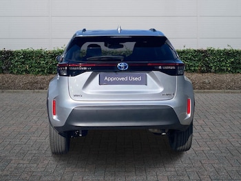 Used Toyota Yaris 2023 for sale - 77840938: Photo