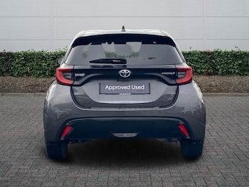 Used Toyota Yaris 2022 for sale - 78923823: Photo