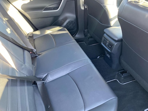 Used Toyota RAV4 2022 for sale - 76110491: Photo 13