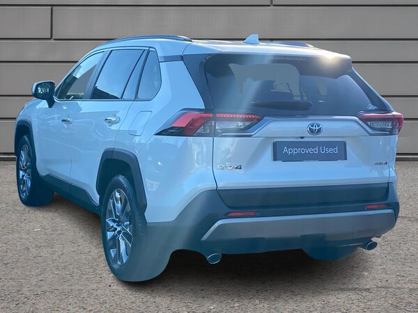 Used Toyota RAV4 2022 for sale - 76110491: Photo 4